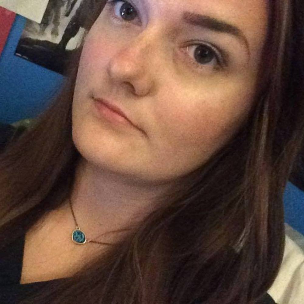 Meet your Posher, Julia